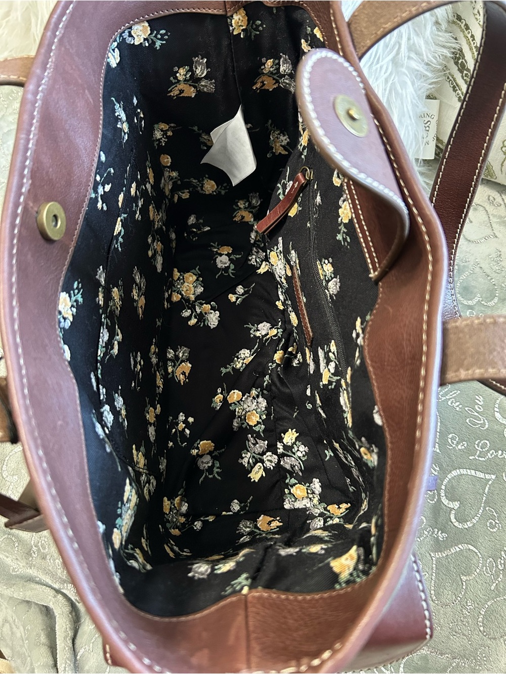 NWT Nocona XL, Camo Green/Brown Floral Embroidered Conceal Carry Satchel - Picture 7 of 10